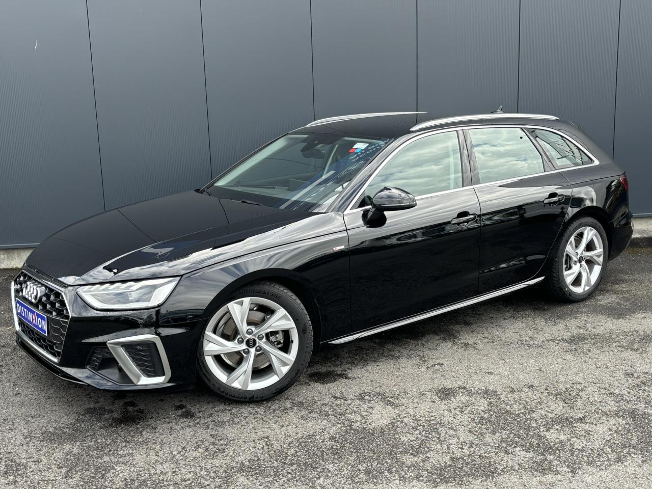 AUDI A4 AVANT 35 TFSI 150 S-Tronic S-Line