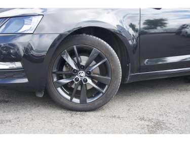 SKODA OCTAVIA COMBI 1.5 TSI 150 DSG7 Ambition