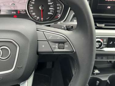 AUDI A4 30 TDI 136 S-Tronic Design