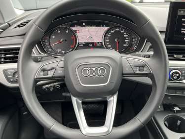 AUDI A4 30 TDI 136 S-Tronic Design