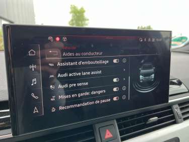 AUDI A4 30 TDI 136 S-Tronic S-Line