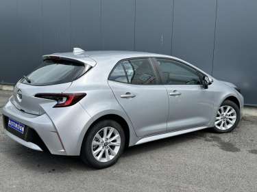 TOYOTA COROLLA 1.8 Hybride 122 E-CVT Dynamic