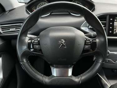 PEUGEOT 308 2.0 BlueHDI 150 EAT6 Allure