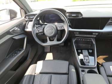 AUDI A3 BERLINE 30 TFSI 110 S-Tronic S-Line