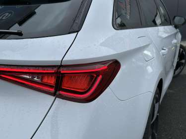 CUPRA LEON ST 1.5 eTSI Hybrid 150 DSG7