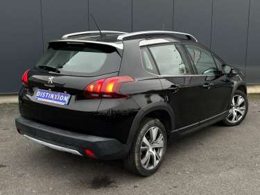 PEUGEOT 2008 1.2 PureTech 110 EAT6 Allure