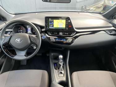 TOYOTA C-HR 1.8 Hybrid 122 e-CVT Dynamic