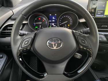 TOYOTA C-HR 1.8 Hybrid 122 e-CVT Dynamic