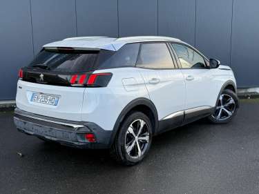 PEUGEOT 3008 2.0 BlueHDI 136 Allure