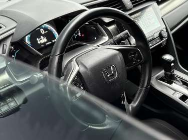 HONDA CIVIC i-VTEC 129 CVT Executive